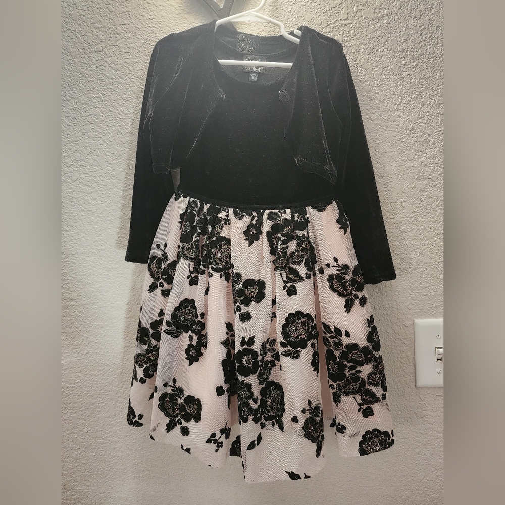 New without tags girls dress sz 5